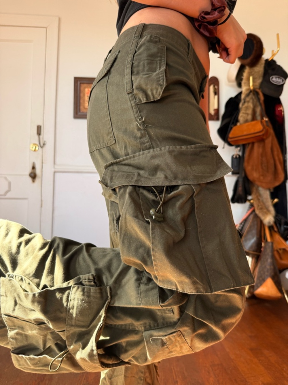 Utility Cargo Wide-Leg Pants in Olive Green - Picture 4 of 6